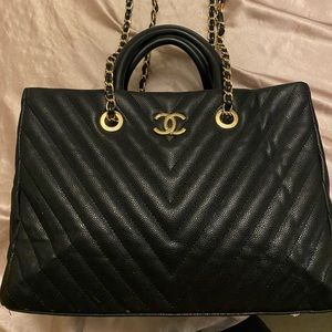 Beautiful leather purse never worn